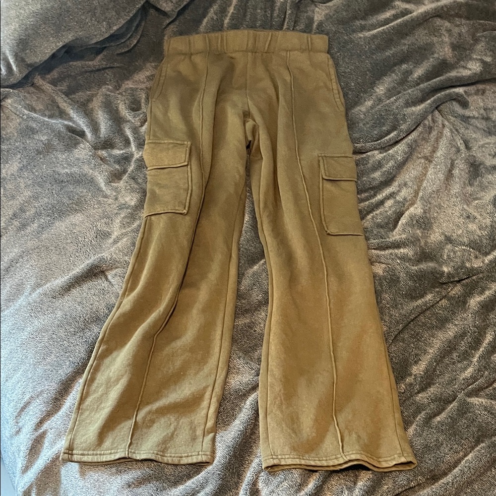 Green Cargo sweatPants